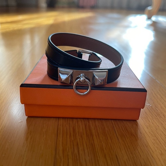 Hermes Rivale Double Tour Leather Wrap Bracelet - Picture 4 of 6